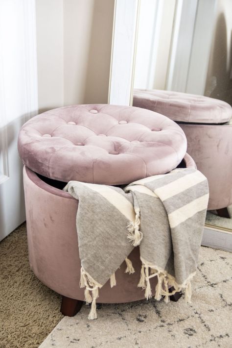 Ottoman Ideas Bedroom, Small College Bedroom, Stools For Bedroom, Stool For Bedroom, Bedroom Stool, Small Room Makeover, Bedroom Stools, College Bedroom, Zen Room