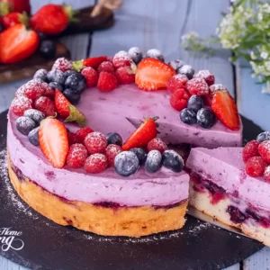 Yogurt Mousse Cake, Recipes For 4th Of July, Berry Cream Cheese, Cream Cheese Mousse, Moose Cake, Brunch Treats, Mousse Desserts, Cheese Mousse, Mousse Cake Recipe