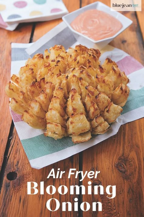 Now you make an air fried Air Fryer Blooming Onion at home! Just like Outback Steakhouse’s Bloomin’ Onion®, but without all the grease from deep frying. The only trick is how to cut it, but I've got you covered with photos and a step by step video! Air Fryer Blooming Onion, Restaurant Hacks, Blooming Onions, Blue Jean Chef, Bloomin Onion, Blooming Onion, Outback Steakhouse, Air Fryer Oven Recipes, Air Fry Recipes