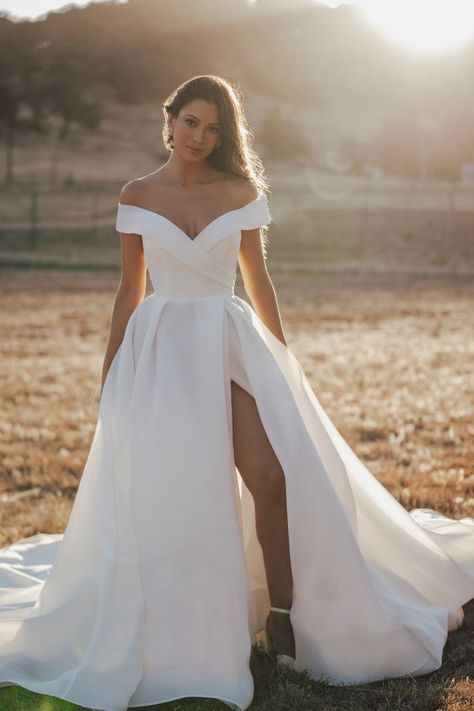 Crisp, architectural organza softly pleats and tucks along the waist and bodice of this romantic off shoulder gown | wedding, wedding planning, wedding inspo, bridal inspo, bridal outfits, wedding dress ideas, wedding gown inspo, 2024 wedding, luxury wedding dresses, designer wedding dress, best wedding dresses, trending wedding dresses, dream wedding dress, couture wedding dress, elegant wedding dress, romanti wedding dress,organza wedding dres, off-shoulder wedding dress #weddingdress #wedding Romance Wedding Dress, Allure Romance, Romantic Outdoor Wedding, Off Shoulder Wedding Dress, Off Shoulder Gown, Allure Bridals, Organza Wedding, Patiently Waiting, Allure Bridal