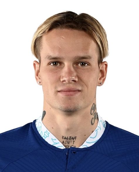 Mykhailo Mudryk, Ayam Bangkok, Chelsea Fc, Football Players, Cortes De Cabello Corto, Pretty People, Chelsea, Soccer, Football