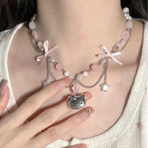 Harajuku Kawaii Aesthetic Hello Kitty Baby Pink Pearl Chain Necklace Cute Jewelry Aesthetic, Pearl Necklace Ideas, Kawaii Necklaces, Hello Kitty Necklace, Kawaii Necklace, Kitty Necklace, Hello Kitty Bow, Hello Kitty Baby, Hello Kitty Jewelry