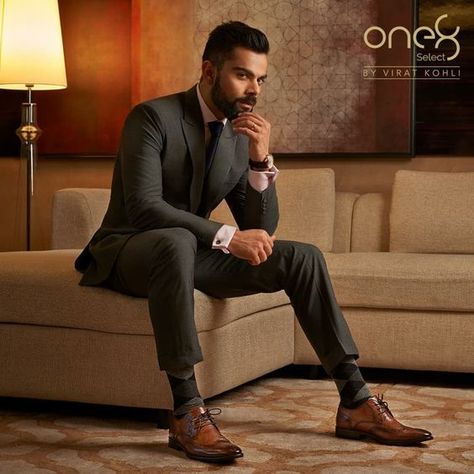 VIRAT KHOLI WORLD MOST FAMOUS CRICKETER Virat Kohli In Suit, Virat Kohli Outfits, Virat Kohli Fashion, Fashion Outfits Europe, Royal Tuxedo, Suit Portrait, Virat Anushka, Outfits Europe, Homecoming Outfits For Guys