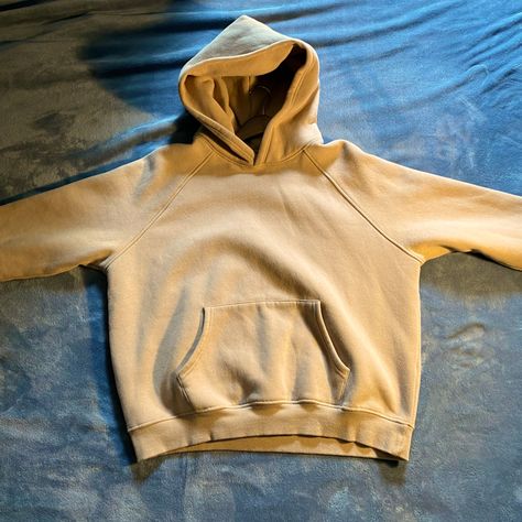 Light Brown Women’s Hoodie Logoless Essential Look Cody Core, Tan Hoodie, Brown Women, Fit Inspo, Fitness Inspo, The Label, Light Brown, Outfit Ideas, Size Small