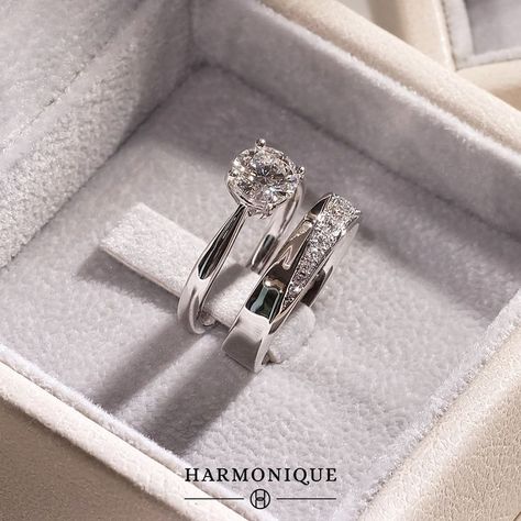 Tiffany Wedding Rings Couple, Luxury Wedding Rings Couple, Matching Engagement Rings His And Hers, Married Rings Couples, Wedding Ring Couple Simple, Marriage Rings Couple Unique, Couple Rings Design Unique, Engagement Rings For Him, Diamond Couple Rings