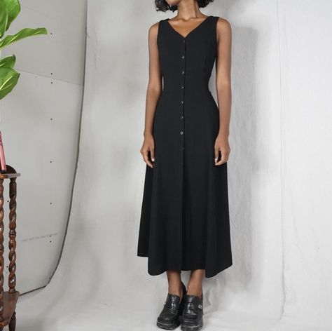 ░F░a░i░t░h░ Pinterest: yeayme ]|  @masha_jlynn : Vintage 90s black minimalist button down sleeveless dress. Non stretch material but has some give. Black 90s Dress Outfit, Size 10 Dresses Women, Minimal Linen Dress, Minimalist Dress Pattern, 90s Dress Outfit Casual, Black Button Down Dress Outfit, 90s Button Down Dress, 90s Dresses Casual, Button Up Dress Pattern