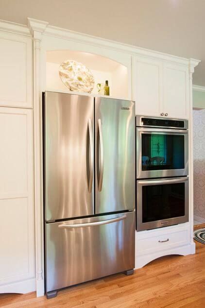 As you can see, it isn’t too hard to fit cabinets around the refrigerator in an efficient way! More decor and other interesting ideas at hackthehut.com Above Refrigerator Ideas, Top Of Refrigerator Decor Ideas, Top Of Refrigerator Decor, Above Refrigerator, Above The Fridge, Refrigerator Ideas, Refrigerator Decor, Fridge Design, White Shaker Kitchen Cabinets