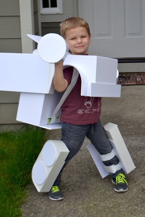 Optimus Prime Costume Diy, Transformer Halloween Costume, Costume Template, Optimus Prime Costume, Transformer Costume, Mom Halloween Costumes, Halloween Costumes Kids Boys, Optimus Prime Transformers, Lego Costume