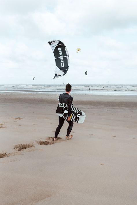 Kitesurf photo of my kitesurf session in de haan Belgium Kitesurfing Aesthetic, Sailing Aesthetic, Surfing Lifestyle, Adrenaline Sports, Surf Gifts, Surf Vibes, Sunset Session, Surf Lifestyle, Kitesurfing