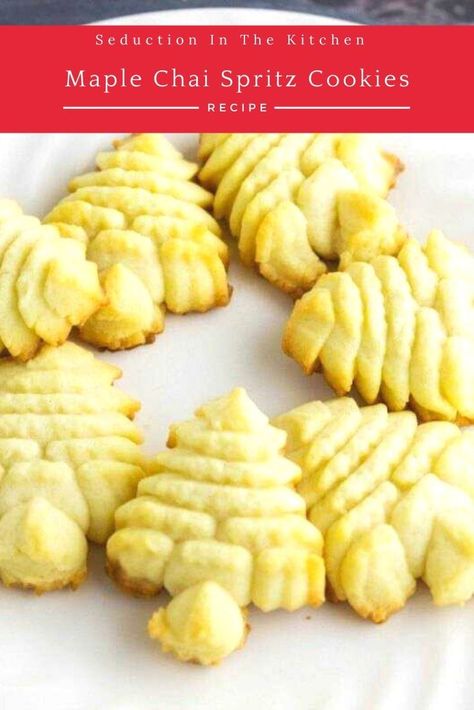 Easy Spritz Cookie Recipe, Cardamon Cookies, Chai Syrup, Cookie Press Recipes, Chai Cookies, Spritz Cookie Recipe, Traditional Cookies, Maple Cookies, Cookies For Christmas