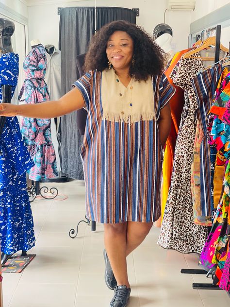 Bubu With Aso Oke Design, Northern Kente, African Shirt Dress, Dip Hem Top, Boubou Styles For Women, Classy Short Dresses, Kente Dress, Long African Dresses, Mode Kimono