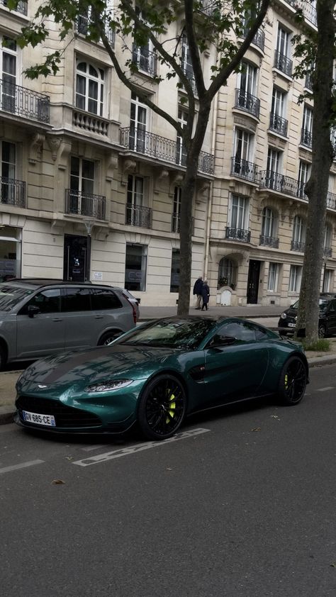 Car Asthetics Photos, Green Aston Martin, Aston Martin Aesthetic, Green Car Aesthetic Wallpaper, Green Aston Martin Aesthetic, Aston Martin Wallpaper, Aston Martin Db11 Aesthetic, Vintage Aston Martin Aesthetic, Bmw Black