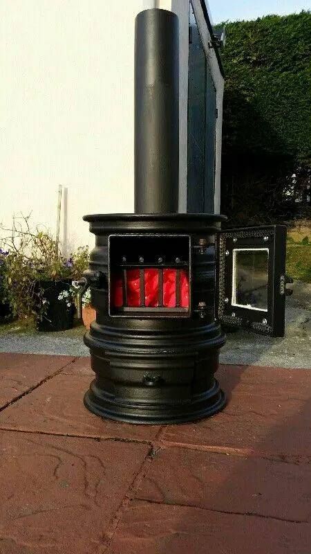 Gas Bottle Wood Burner, Rim Fire Pit, Diy Wood Stove, Fire Pit Bbq, Bbq Grill Design, Outdoor Stove, Wood Heater, Tub Tile, Fire Pit Designs