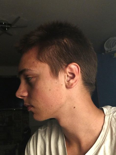 any advices for an intermediate stage haircut on my way to grow bangs?- ThorGift.com - If you like it please buy some from ThorGift.com Men's Hairstyle, On My Way, My Way, Mens Hairstyles, To Grow, Bangs, Hair Cuts, Hairstyles, Hair Styles