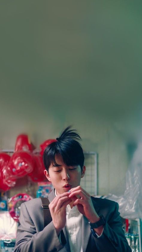 Back Yi Jin Wallpaper, Namjoohyuk Wallpaper, Nam Joo Hyuk Lockscreen, Nam Joo Hyuk Smile, Nam Joo Hyuk Wallpaper, Nam Joo Hyuk Cute, Joon Hyuk, Twenty Five Twenty One, Nam Joohyuk