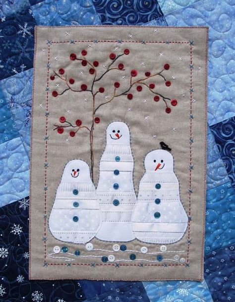 Snowman Wall Hanging, Tree Buds, Quilts Patchwork, Button Tree, Snowman Quilt, Patchwork Embroidery, Quilted Wall Hanging, Hanging Quilts, Christmas Wall Hangings