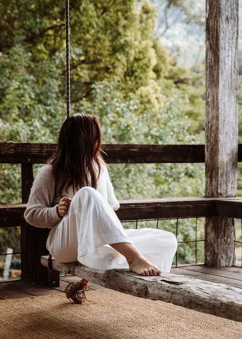 Country Woman Aesthetic, Family Travel Aesthetic, Beige And Black Outfit, Journaling Pictures, Wellness Week, Porch Diy, Whimsical Cottagecore, Mountain Lifestyle, Valley Landscape