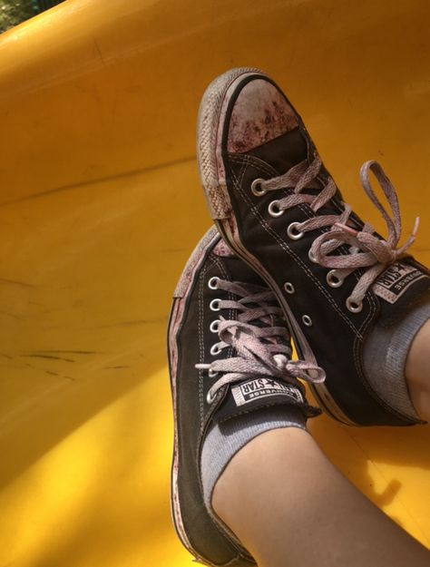 bloody converse grunge distresswd shoes teenage vibe emo aesthetic Converse Aesthetic Grunge, Converse Design, Converse Aesthetic, Emo Aesthetic, Blood Art, Sally Face, Hair Haircuts, Short Hair Haircuts, Nutcracker