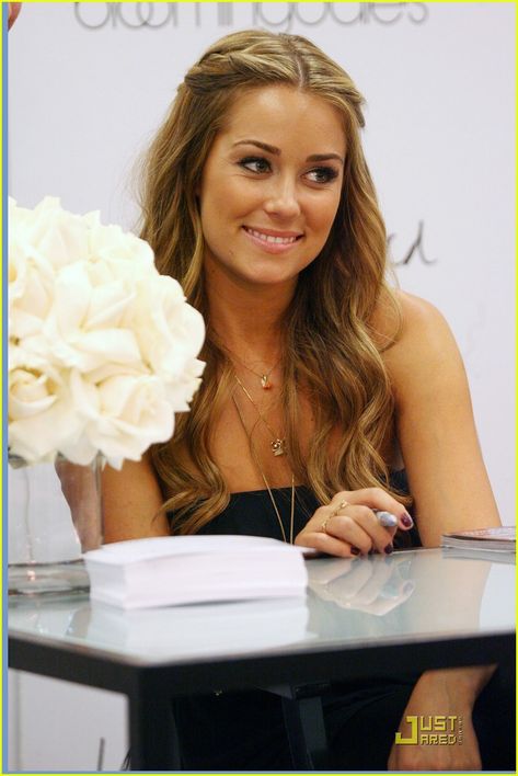 Lauren Conrad Bumps Bloomingdale's | lauren conrad bloomingdales 02 - Photo Half Up Half Down Curly, Lauren Conrad Hair, Photo Hair, Middle Part Hairstyles, Side Hairstyles, Best Wedding Hairstyles, Wedding Hairstyles Half Up Half Down, Trendy Wedding Hairstyles, Penteado Cabelo Curto