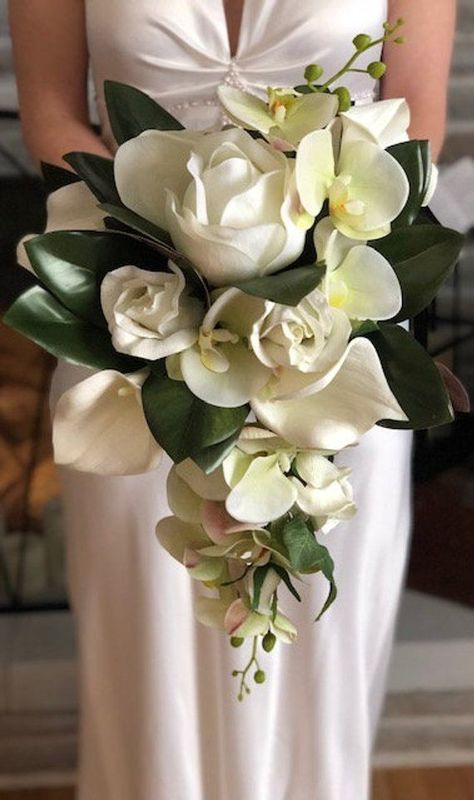 Magnolias Wedding Bouquet, Orchid Bridal Bouquets, Wedding Bouquet White, Magnolia Bouquet, Small Wedding Bouquets, Blush Bouquet Wedding, Magnolia Wedding, Orchid Bouquet, Boho Wedding Bouquet