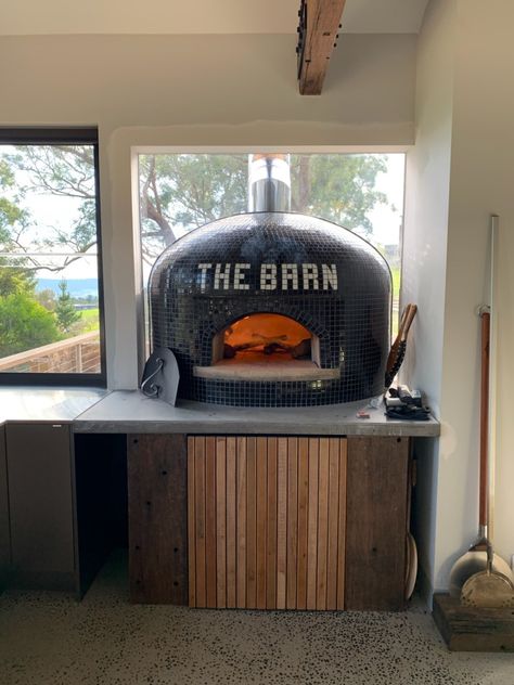 Cooking Homemade Pizza, Pizza Oven Design, Indoor Pizza Oven, Commercial Pizza Oven, Electric Pizza Oven, Fireplace Style, Pizza Oven Kits, Portable Pizza Oven, Gas Pizza Oven