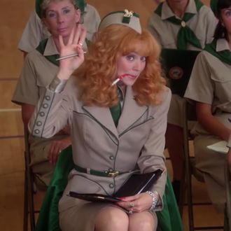 Shelly Long Troop Beverly Hills, Shelley Long Troop Beverly Hills, Troop Beverly Hills Outfit, Troop Beverly Hills Costume, Shelly Long, Signature Shots, Troop Beverly Hills, Movie Wall, Valley Girl