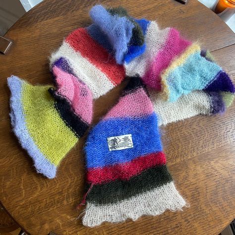 Silk Mohair Knit, Mohair Knit Scarf, Mohair Crochet Scarf, Crochet Mohair Scarf, Crochet Scarf Aesthetic, Mohair Inspiration, Mohair Projects, Scrap Yarn Scarf, Mohair Accessories