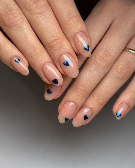 CRISPY isolated chrome makes me drooooool 🥵 Tessa from @nevecandles was here yesterday and wanted some wee chrome blue hearts and they turned out so pretty! #chchnails #chchnailtech #christchurchnailtech #nznails #nznailtech #nznailtechs #nznail January Nails, Blue Hearts, Nails And Hair, Nail Board, Make Up Nails, Up Nails, Nail Design Ideas, Heart Nails, Chrome Nails