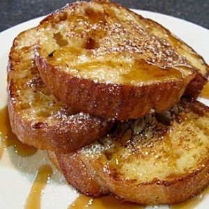 Eggnog French Toast, Best French Toast, Toast Toppings, What's For Breakfast, French Toast Recipe, Breakfast Items, Toast Recipes, Breakfast Time, Breakfast Treats