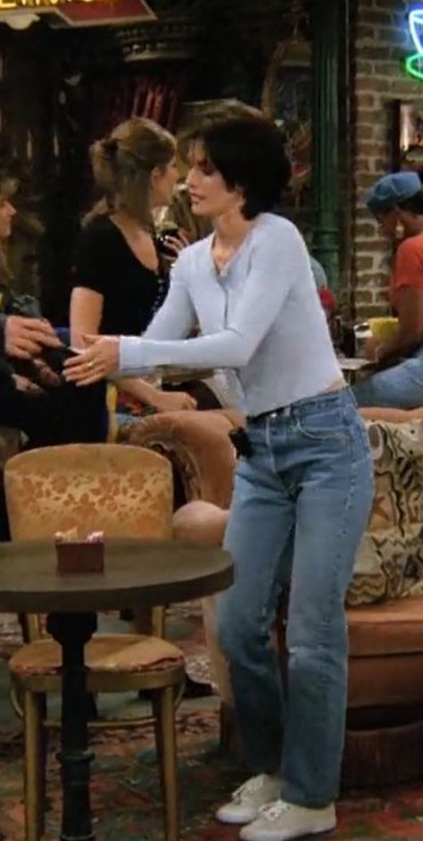 Rachel Green Outfits, Dark Academia Outfits, Academia Outfits, Monica Geller, Tv Show Outfits, Green Jeans, Italian Outfits, Friend Outfits, Cozy Outfit