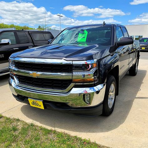 2016 Chevrolet Silverado 1500 LT Double Cab 😁  See more info 📲 bit.ly/16ChevyLT  ☑️ On Sale for $28,990 ☑️ Under 40k miles ☑️ Certified CarFax 1-Owner  #Chevy #Silverado Chevrolet Silverado 1500, Chevy Silverado, Silverado 1500, Chevrolet Silverado, Chevy, See More, On Sale, Quick Saves