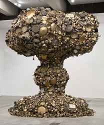 Nature Morte – Subodh Gupta Subodh Gupta, Environmental Architecture, Sculpture Relief, Indian Contemporary Art, Giant Mushroom, Mushroom Cloud, Installation Ideas, Recycling Ideas, Tech Art