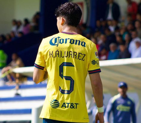 Kevin Alvarez, Soccer Boyfriend, Club America, Concert Fits, Soccer Players, Soccer, Bts, Football