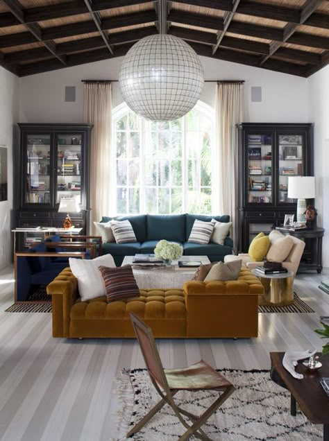 Design Lessons: How To Spot (& Fix!) an Off Balance Room Nate Berkus, Furniture Placement, Design Salon, For Home, Design Del Prodotto, The Design Files, A Living Room, Over The Top, Open Floor