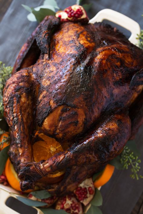 Chili Rubbed Turkey with Orange - Cooking with Cocktail Rings Bourbon Brine, Smoked Turkey Brine, Turkey Seasoning, Fried Turkey Recipes, Turkey Brine Recipes, Smoked Turkey Recipes, Smoked Turkey Breast, Turkey Brine, Brine Recipe