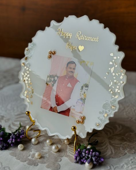 Personalized to perfection🤍 The most beautiful part of every picture is the beautiful frame with lotss of love🥰♥️ #resinartist #resinart #gift #fatherdaughter #handcrafted #retirementgift #love #papa #resinahmedabad #resindaily #resinpour #madebypriya @pii_y_aa Resin Frame Ideas, Raisin Art, Resin Photo, Circle Mehndi, Resin Work, Circle Mehndi Designs, Resin Frame, Birthday Frames, Diy Resin Art