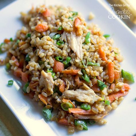 This fast and delicious Teriyaki Chicken recipe uses rotisserie chicken for a quick weeknight meal. Perfect for chicken lovers and asian food fans! Chicken Rotisserie, Chicken Curry Soup, Teriyaki Chicken And Rice, Lazy Dinners, Chicken Teriyaki Recipe, Marsala Chicken Recipes, Fried Brown Rice, Easy Chicken Pot Pie, Leftover Rotisserie Chicken