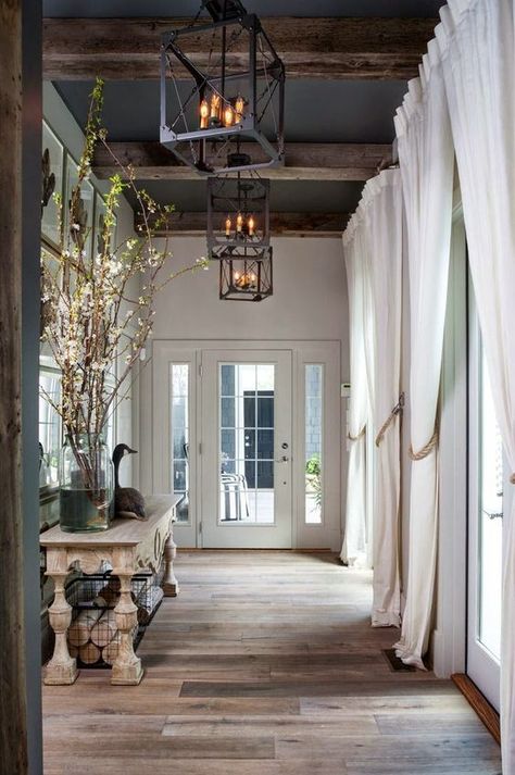 Splendid Sass: PINTEREST FAVORITES Vstupná Hala, Dark Ceiling, Coastal Architecture, Casa Country, Wooden Floors, Design Del Prodotto, Entry Way, The Ceiling, Wood Flooring