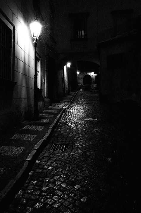 Rain. Rainy Alleyway, Rain Street, Dark Purple Wallpaper, Low Light Photography, Night Rain, Photo Prompts, Dark Street, Rain Storm, Bw Photography