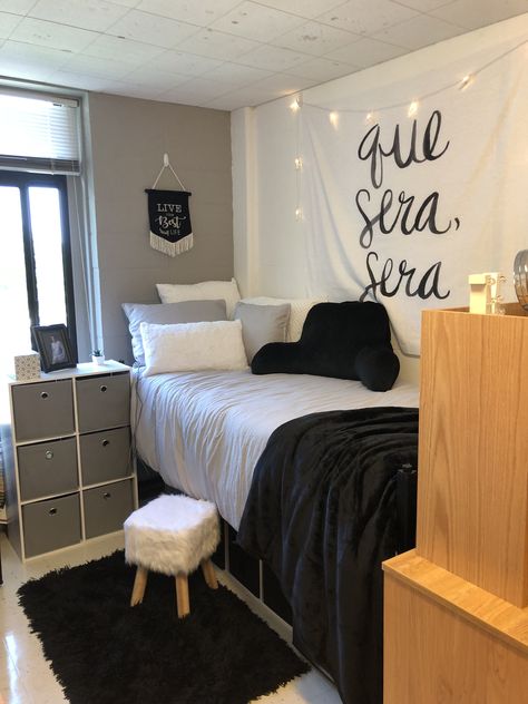 All Black Dorm Room, Dorm Room Designs Black And White, Dorm Room Ideas Black And Grey, College Dorm Room Ideas Aesthetic Black, Dorm Room Ideas Full Size Bed, Black And Gray Dorm Room Ideas, White And Black Dorm Room, Black And White Dorm Aesthetic, Dorm Room Ideas Black And White