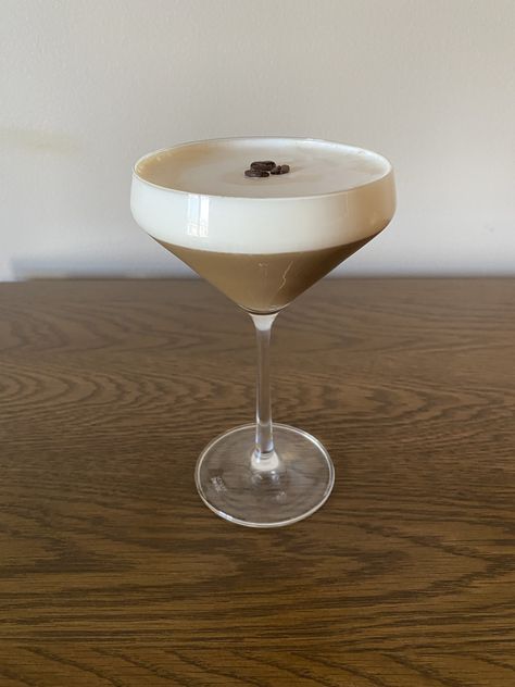 Oleato Golden Foam Espresso Martini Review Starbucks Sweet Cream, Espresso Martini Recipe, Cold Brew Recipe, Coffee Recipes Starbucks, Olive Oil Recipes, Infused Coffee, Popsugar Food, Starbucks Coffee Recipes, Bulletproof Coffee