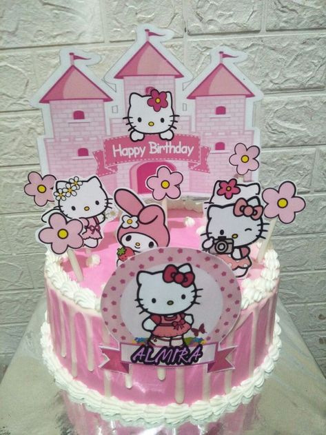 Kue Hello Kitty, Topper Kue, 1st Year Cake, 11 Birthday, Hello Kitty Printables, Birthday Cake Topper Printable, Hello Kitty Cake, Hello Kitty Birthday, Fondant Figures