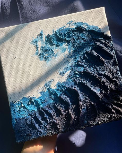 Pallet Knife Painting Acrylic, Ocean Canvas Painting, Pallet Knife Painting, Plaster Decor, Fake Moss, Painting Waves, Sculpture Art Projects, Sculpture Inspiration, Waves Ocean