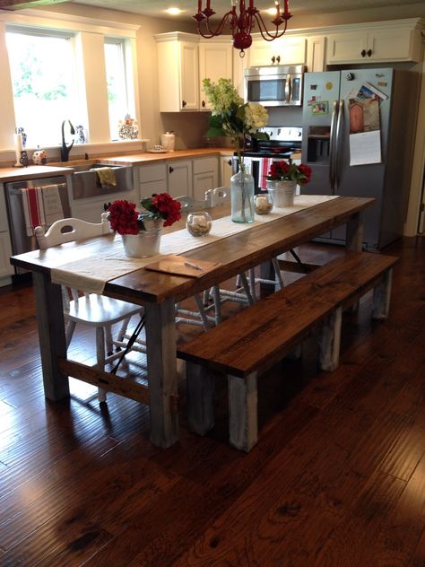 Farmhouse Style Kitchen Table, Diy Farmhouse Table Plans, Farmhouse Tabletop, Build A Farmhouse Table, Farmhouse Table Plans, Diy Kitchen Table, Diy Hanging Shelves, Long Kitchen, Island Table