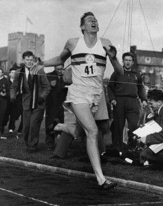 Roger Bannister, Running A Mile, England Sports, Postcard Collection, Sports Stars, Track And Field, Great Britain, The First, How To Become