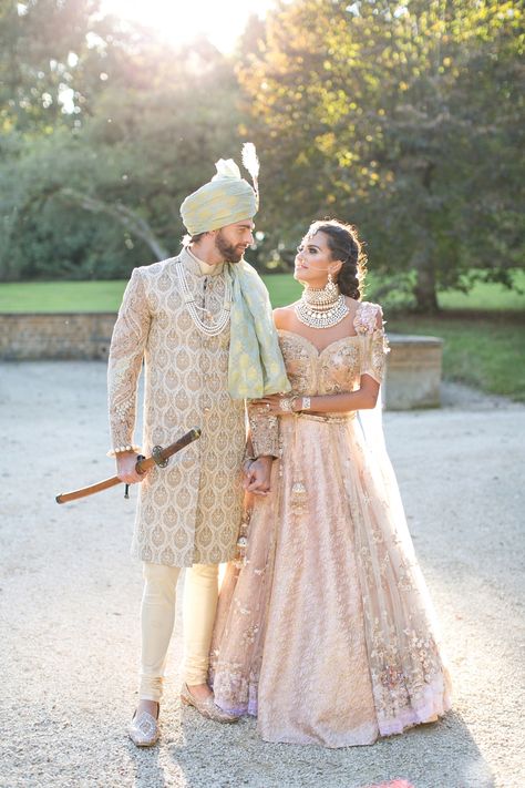 Dreams Images, Asian Fusion Wedding, Bridesmaid Indian, Asian Inspired Wedding, Arab Men Fashion, Desi Dress, Desi Bride, Wedding Mandap, Indian Fusion Wedding