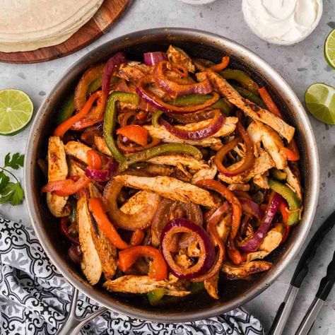 Fajita Chicken Marinade Dinner Recipes Under 500 Calories, Recipes Under 500 Calories, 500 Calorie Dinners, 500 Calories Recipes, Meals Under 500 Calories, 500 Calorie Meals, Skillet Dinner Recipes, Low Calorie Dinners, Crock Pot Recipes