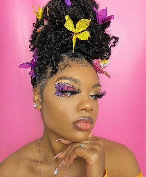 Hair Ideas For Photoshoot, Butterfly Shoot, Sag Season, Butterfly Photoshoot, Bday Makeup, Natural Hair Ideas, Facial Art, African American Women Hairstyles, Shoot Concept