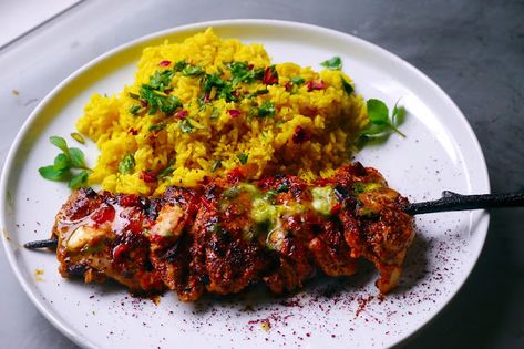 Shish Taouk, Lebanese chicken kebab Shish Tawook, Lebanese Chicken, Shish Taouk, Persian Recipes, Chicken Kebab, Shish Kebab, Kebab Recipes, Cooking Tutorials, Chicken Kebabs