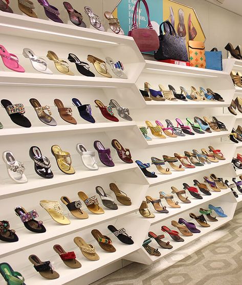 custom wall shoe display shelves for stores Wall Shoe Display, Shoe Display Shelves, Shoes Display, Shoe Store Design, Store Shelves Design, Retail Store Interior Design, Grocery Store Design, Clothing Store Interior, Shoe Room